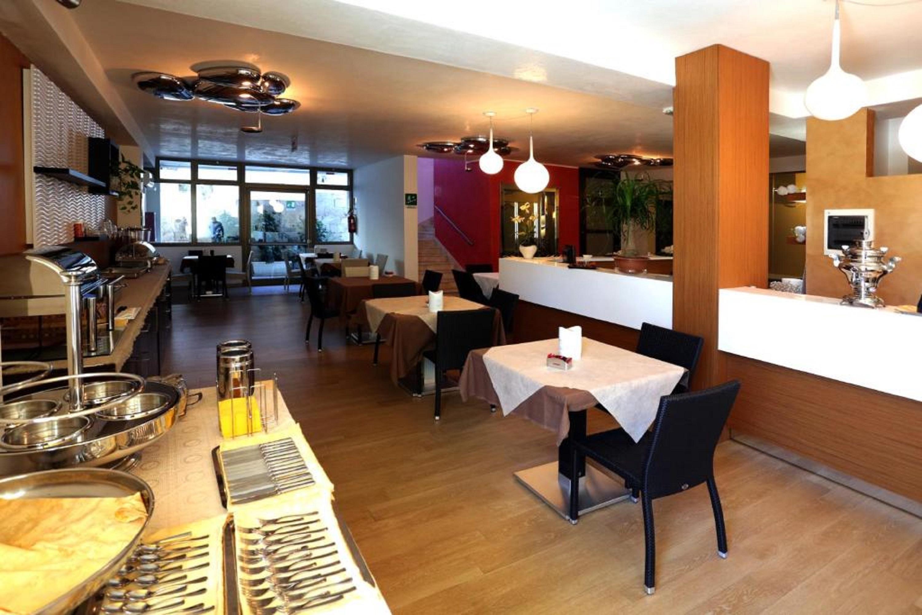 Santa Caterina Hotel 4*